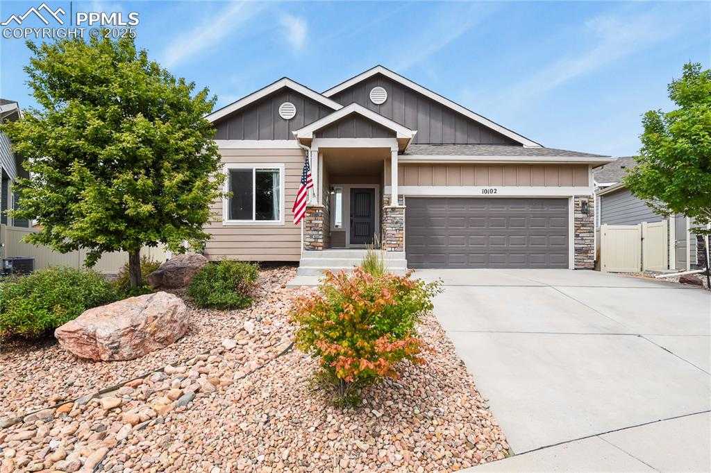 10102 Golf Crest Dr photo 1 of 45