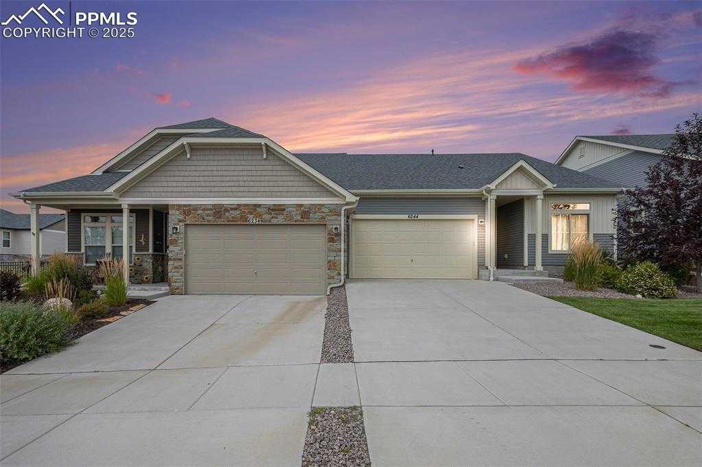 6244 Syre Point photo 1 of 20